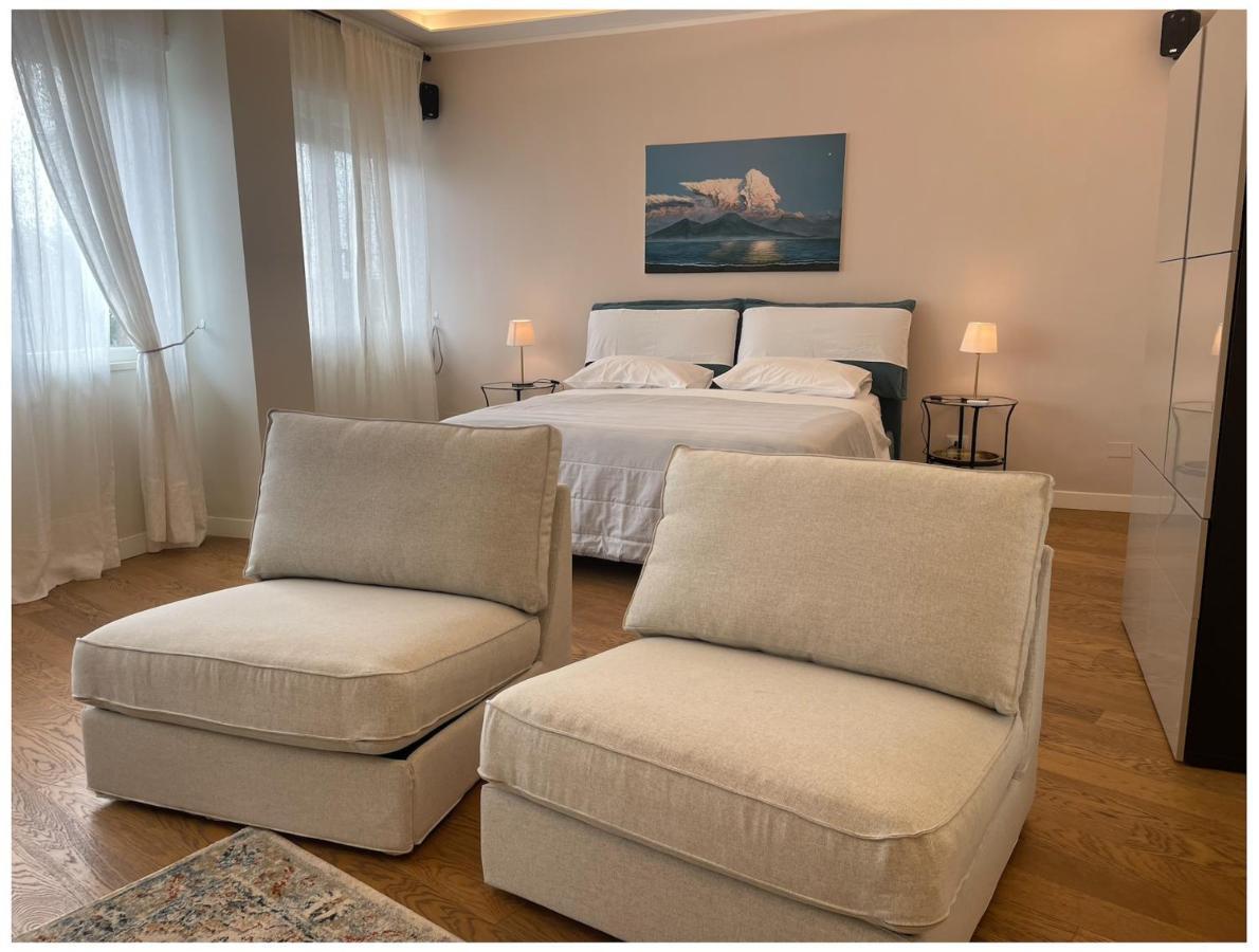 Aurelia'S Suite Napoli Ngoại thất bức ảnh