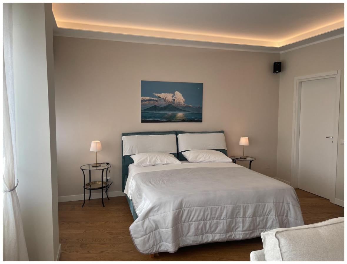 Aurelia'S Suite Napoli Ngoại thất bức ảnh